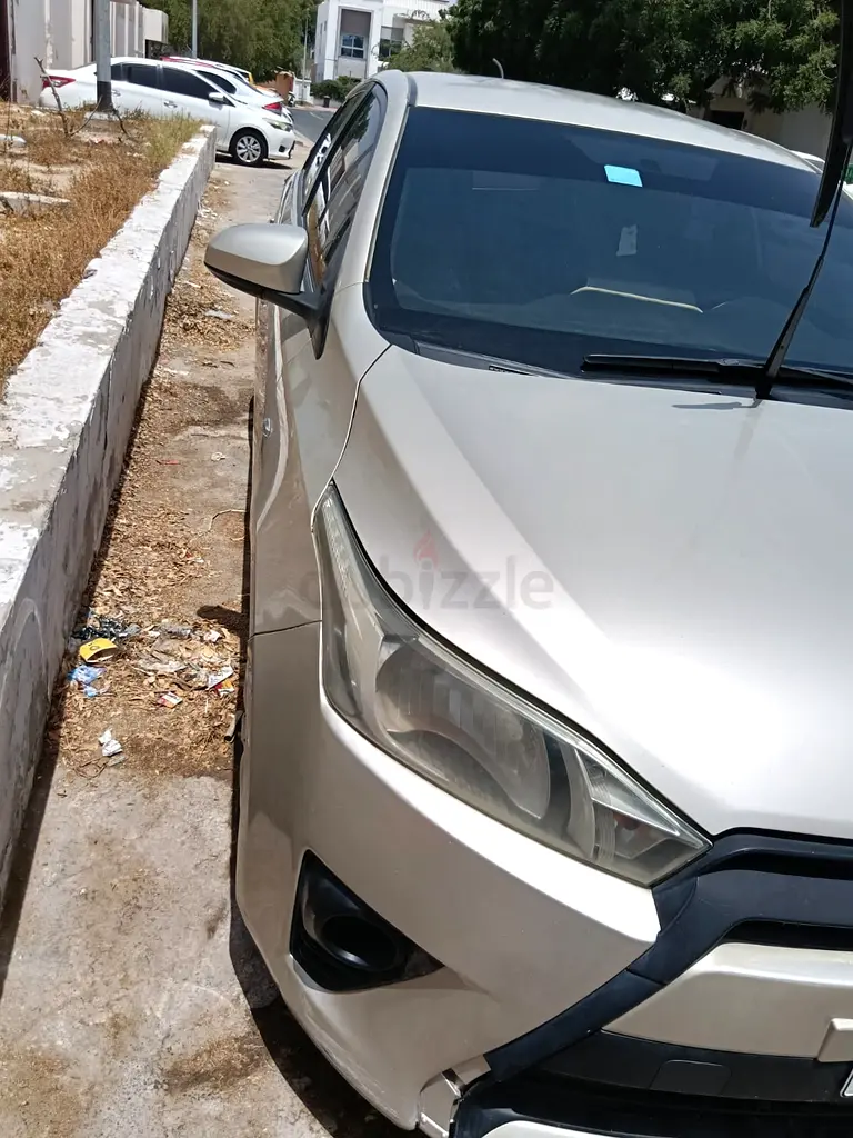 Toyota yaris - Image 4