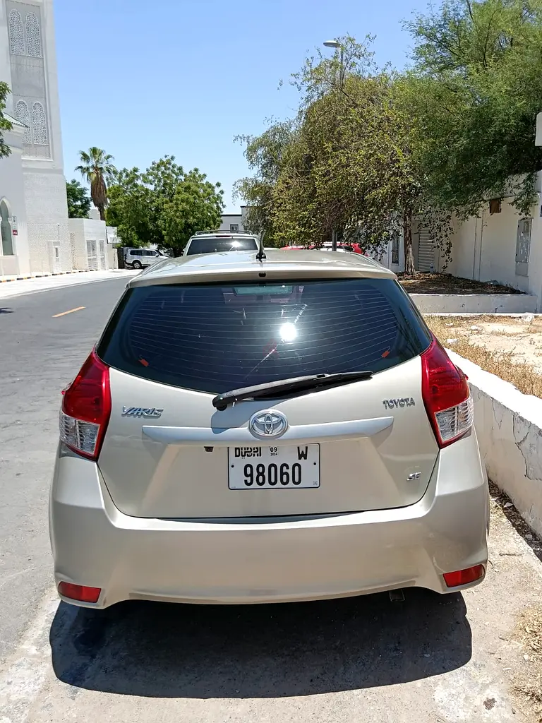 Toyota yaris - Image 7