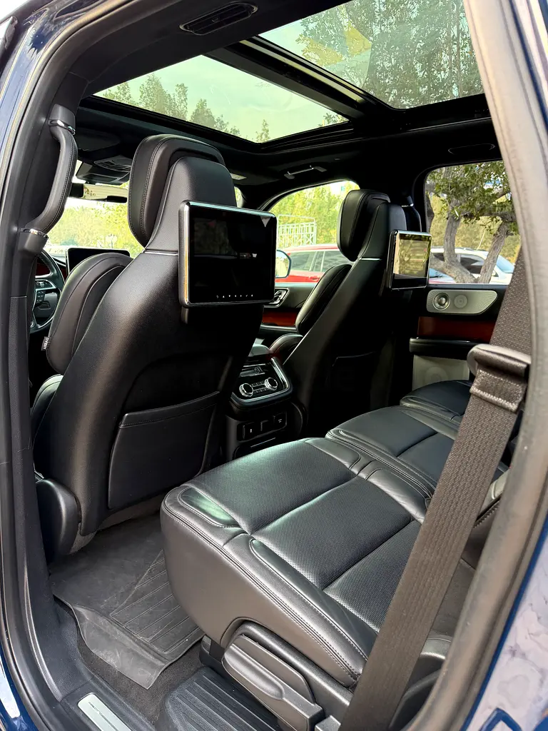 Linclon navigator Reserve 2018 gcc ( low km ) - Image 11