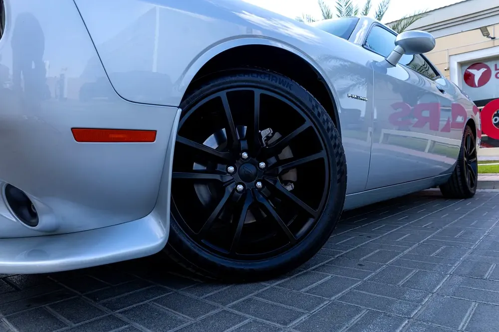 Dodge Challenger 2021 GCC specs - Image 10