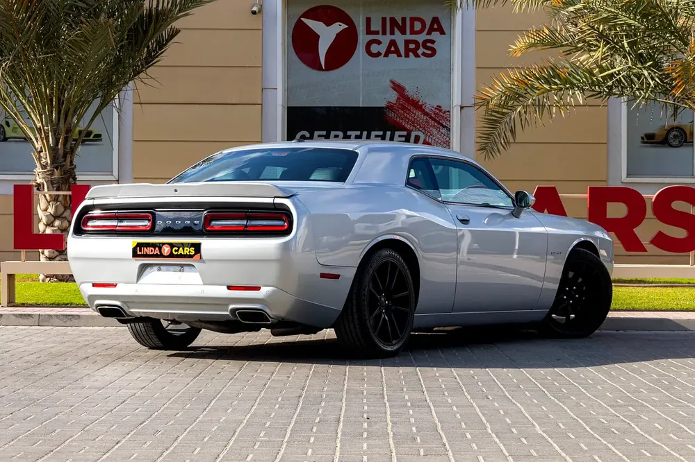 Dodge Challenger 2021 GCC specs - Image 7