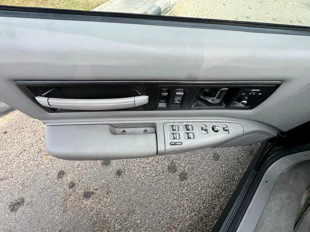 Chevrolet Impala 1996, Japanese Specs only 500 km - Image 19