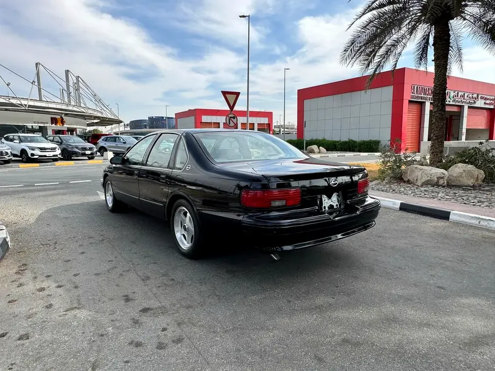 Chevrolet Impala 1996, Japanese Specs only 500 km - Image 7