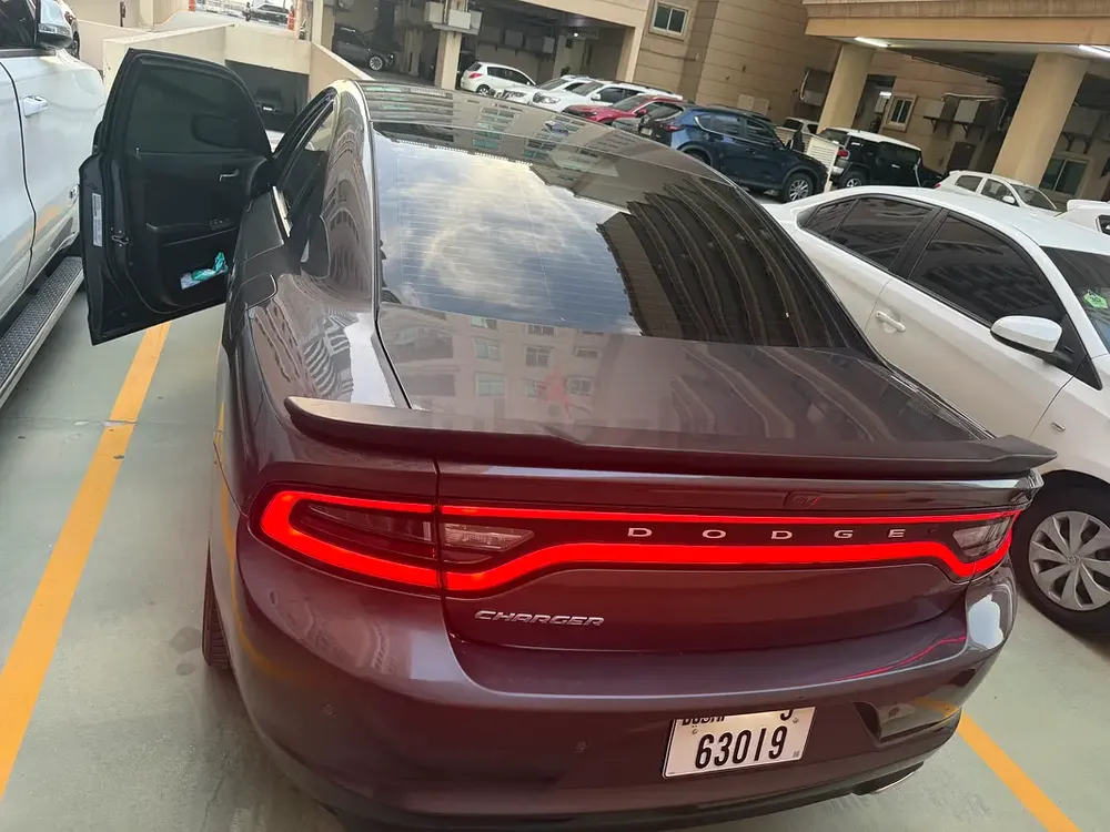 Charger SXT - Image 4