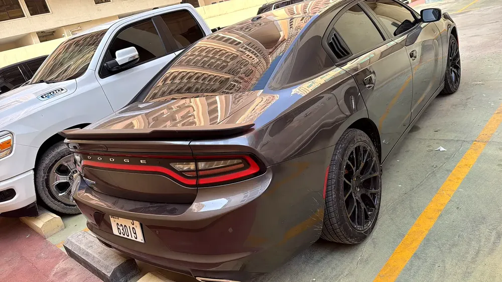 Charger SXT - Image 9