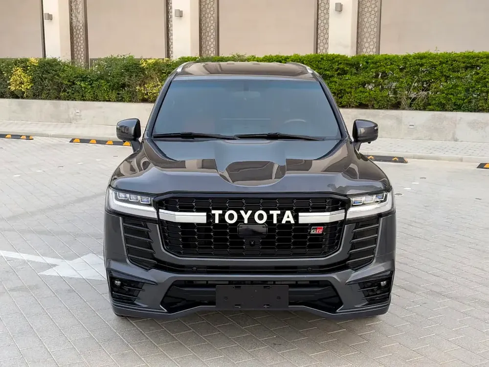 Toyota Land Cruiser GXR 2011 Facelifted 2026 With Interior and Exterior GCC Specs - Image 20