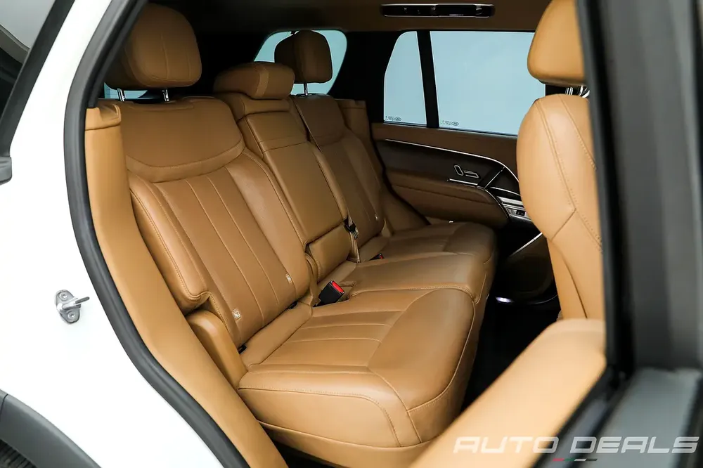 2023 Land Rover Vouge HSE P400 | GCC Specs | Warranty | Service Contract | Pristine Condition - Image 19