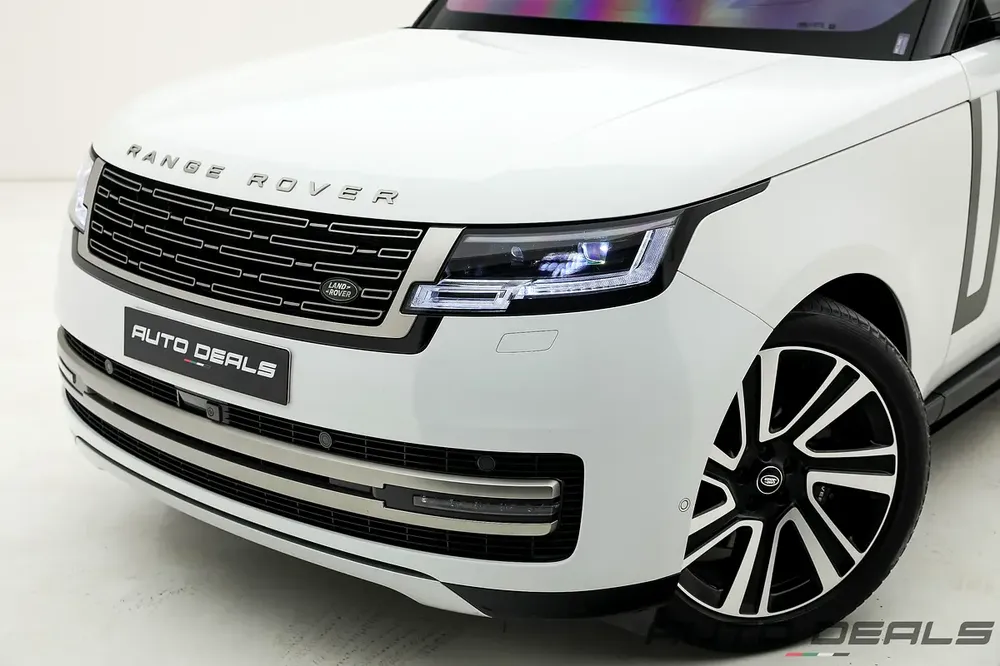2023 Land Rover Vouge HSE P400 | GCC Specs | Warranty | Service Contract | Pristine Condition - Image 8