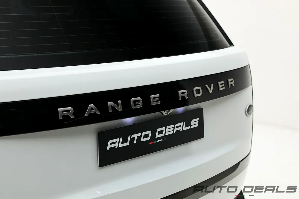 2023 Land Rover Vouge HSE P400 | GCC Specs | Warranty | Service Contract | Pristine Condition - Image 9