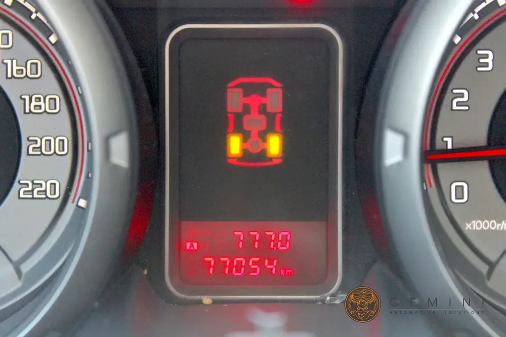 Mitsubishi Pajero 3.5 4WD GLS Top 2022 GCC with WARRANTY - Image 17