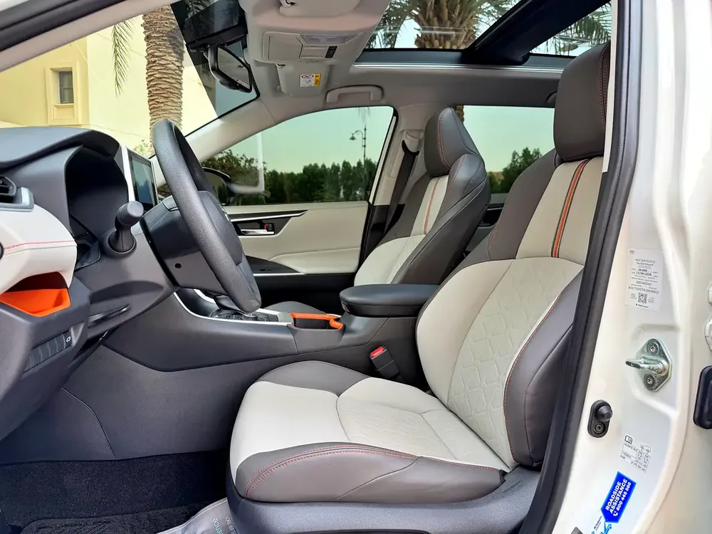 GCC RAV 4 ADVENTURE / UNDER WARRANTY - Image 13