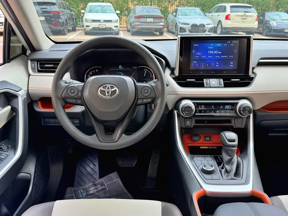 GCC RAV 4 ADVENTURE / UNDER WARRANTY - Image 15