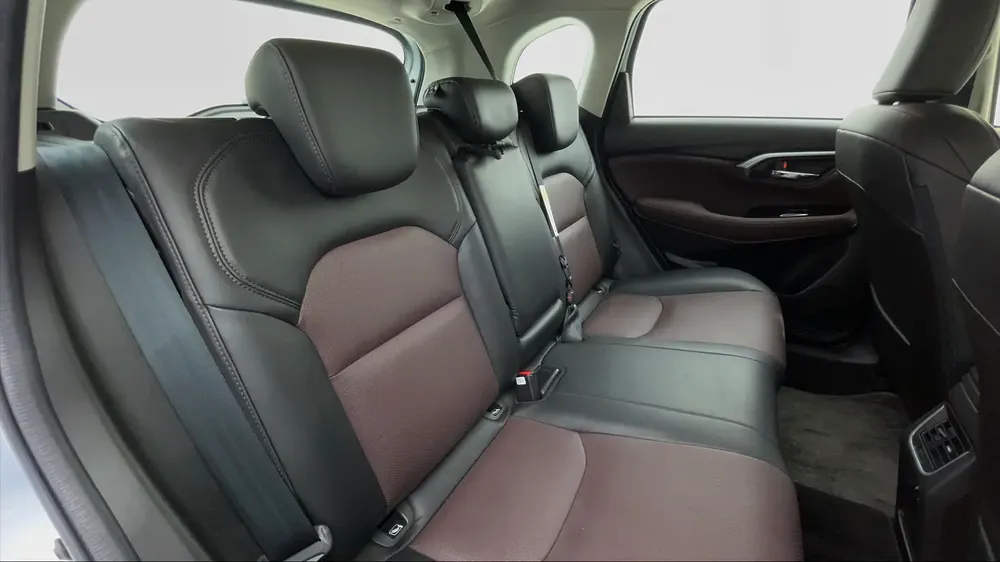 AED 1,094/m | 0 DP | Manufacturer Warranty | Service History | TOYOTA URBAN CRUISER 2024 - Image 10