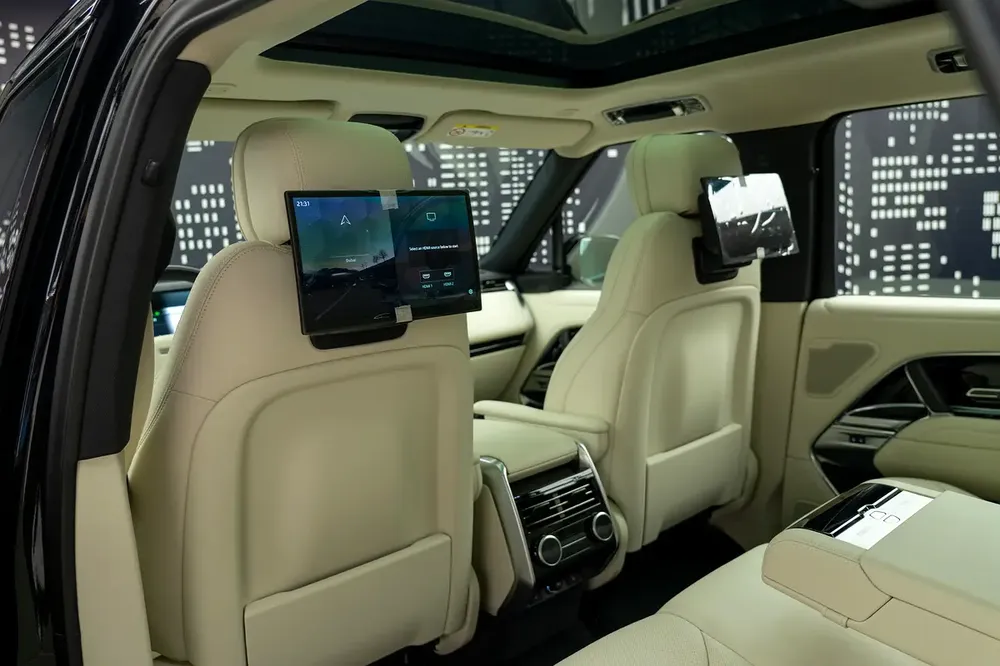 RANGE ROVER | VOGUE HSE P530 | GCC SPECS | MAIN DEALER WARRANTY - Image 12