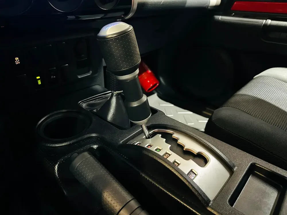 Toyota FJ Cruiser GXR 2019 GCC Specs-Warranty - Image 10