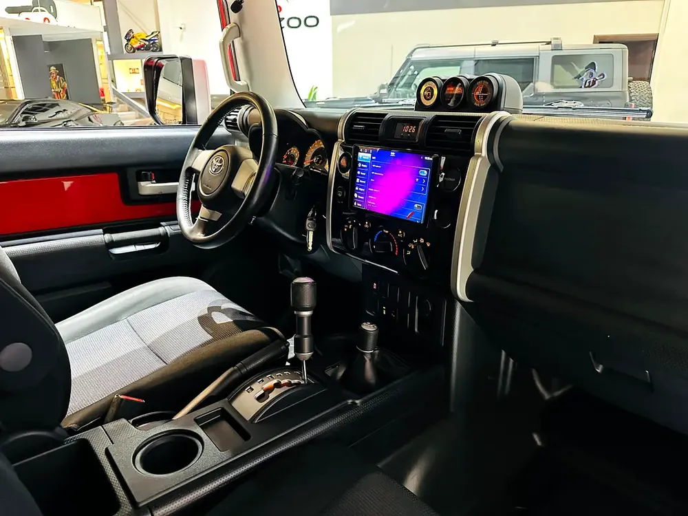 Toyota FJ Cruiser GXR 2019 GCC Specs-Warranty - Image 12