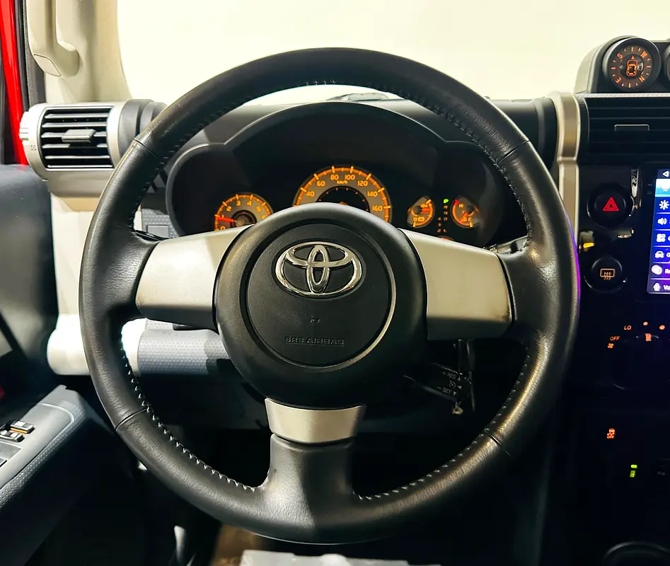 Toyota FJ Cruiser GXR 2019 GCC Specs-Warranty - Image 8