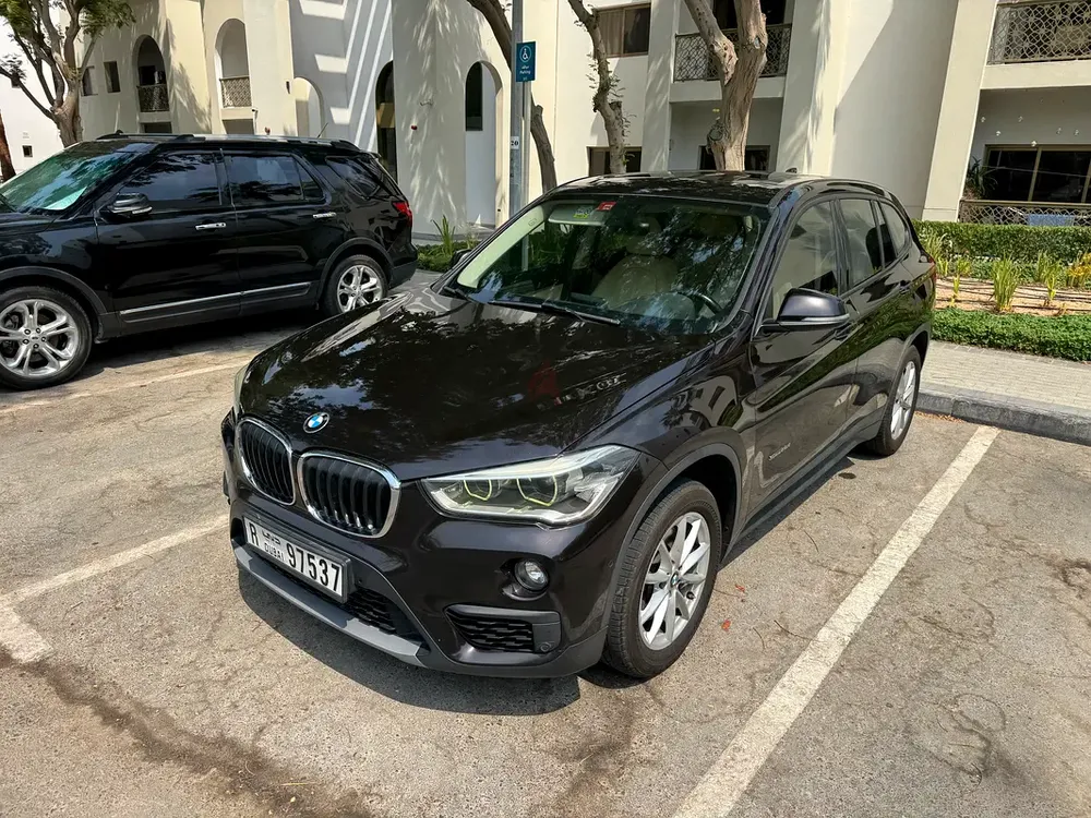 BMW X1 sDrive20i 2016 GCC Specs | Panoramic Roof - Image 8