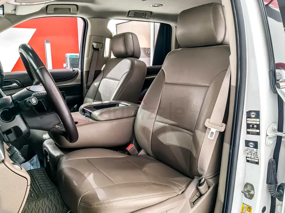 AED 1760/month | 2016 Chevrolet Tahoe  | GCC Specs | Ref#453620 - Image 11