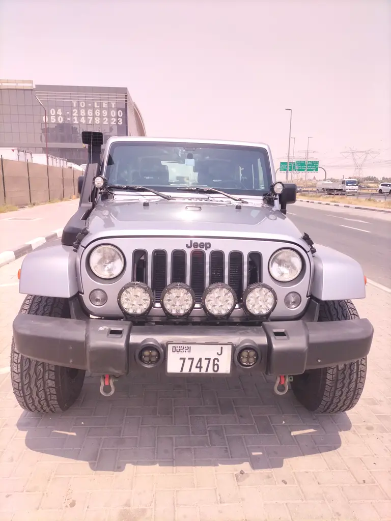 Jeep Wrangler Sahara 2017 GCC Specs - Image 4