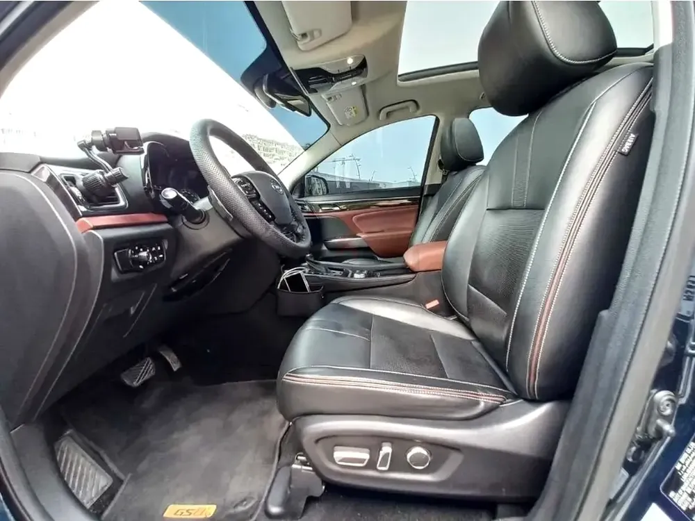 GAC GS8 2022 320T i-4WD Turbo GCC Specs - Image 8