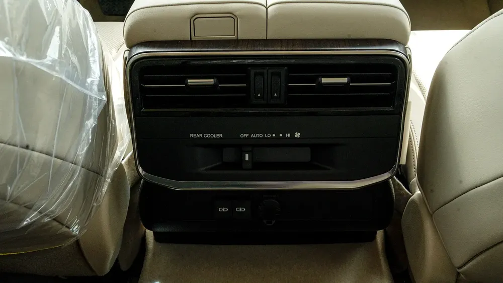 2026 Toyota Land Cruiser GXR 3.5L AT Petrol (Full Option with Radar) - Image 19