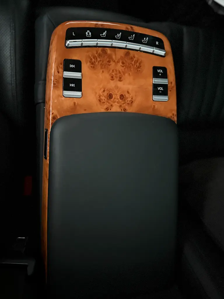 like new accident free S600 V12 Japan spec - Image 7