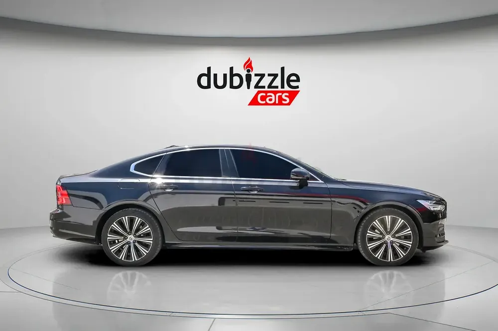 AED 1596/month | 2023 Volvo S90 B5 | GCC Specs | Ref#441982 - Image 4