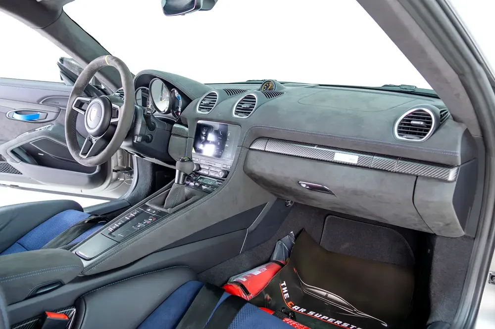 Porsche Cayman GT4 RS-Brand New-GCC-Ali  Sons Warranty-Weissach Package-Exposed Carbon Fiber - Image 10