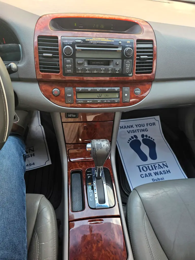 Toyota Camry Limited 2004 - Japanese Specs - Image 4