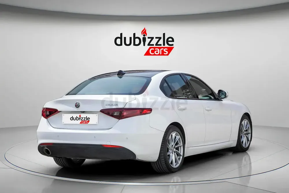 AED 825/month | 2018 Alfa Romeo Giulia  | GCC Specs | Ref#440590 - Image 6