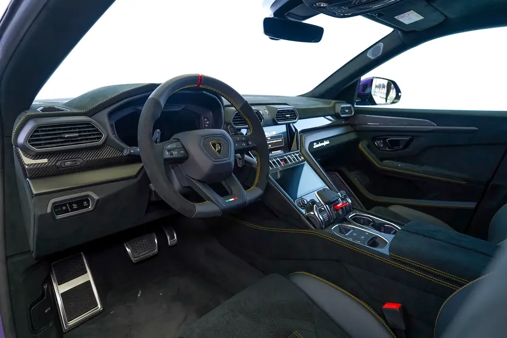 URUS PERFORMANTE | CARBON INTERIOR AND EXTERIOR | VIOLA PASIFAE EXTERIOR | WARRANTY AVAILABLE - Image 7