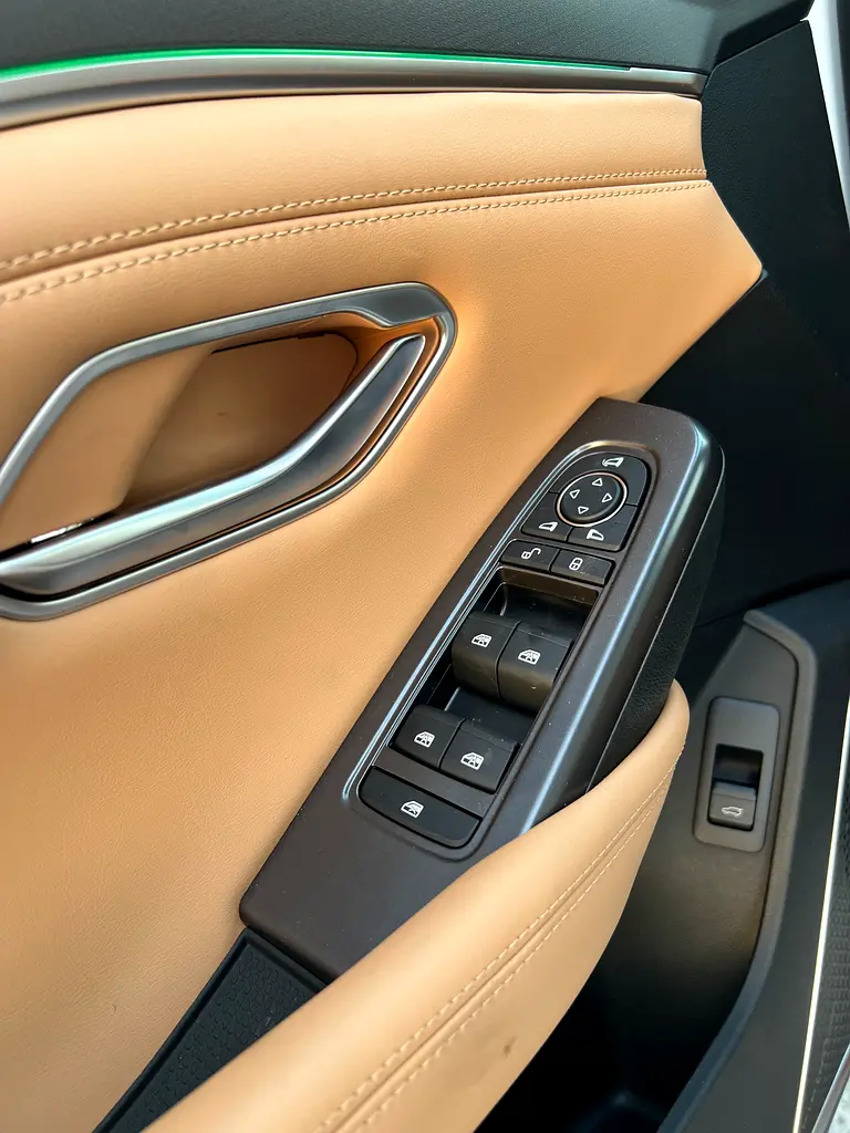 2025 BYD Song L DM-i - - Image 10