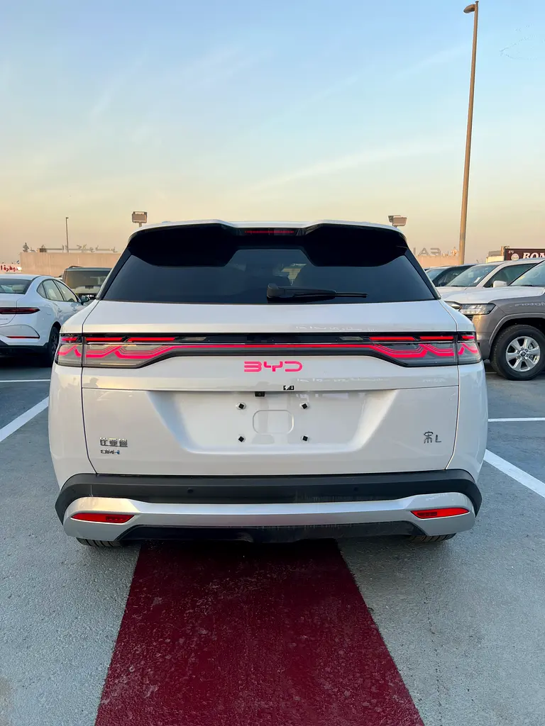 2025 BYD Song L DM-i - - Image 18