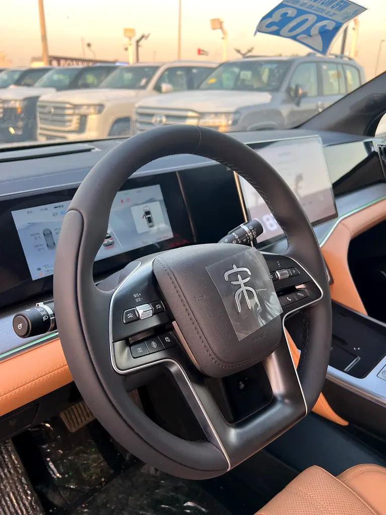 2025 BYD Song L DM-i - - Image 9