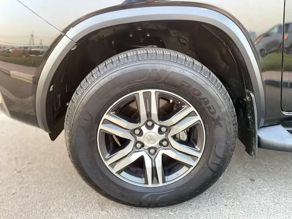 TOYOTA FORTUNER 2022 EXR 2.7 V4 GCC SPECS - Image 16