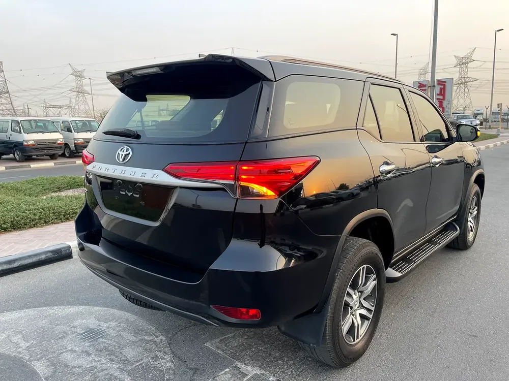 TOYOTA FORTUNER 2022 EXR 2.7 V4 GCC SPECS - Image 5