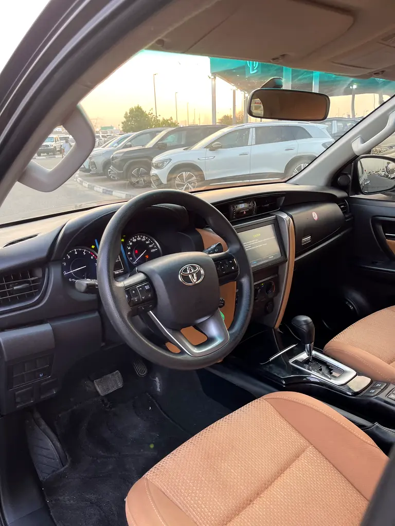 TOYOTA FORTUNER 2022 EXR 2.7 V4 GCC SPECS - Image 8