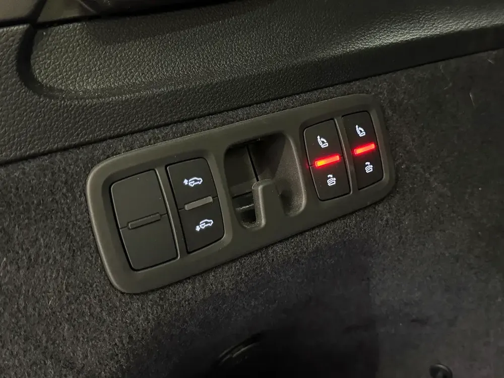 Q7 PROGRESS BLACK 55 TFSI QUATTRO | Warranty | Service - Image 19