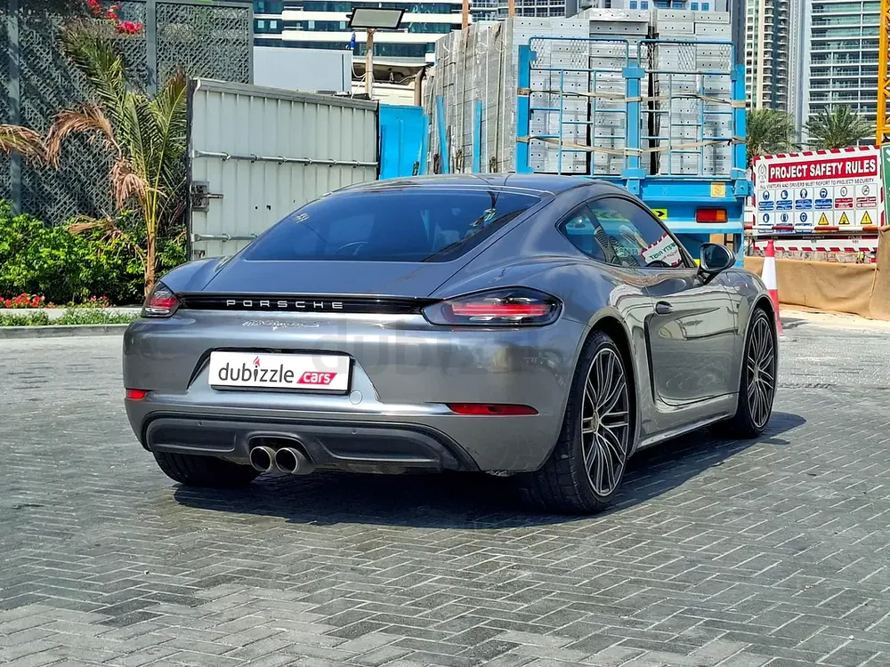 AED 3360/month | 2017 Porsche Cayman  | GCC Specs | Ref#431946 - Image 6