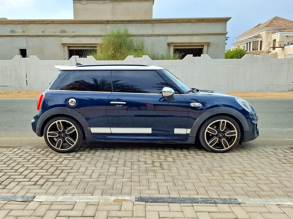 AED 747/month | 2016 MINI Cooper S | GCC Specs | Ref#405833 - Image 10