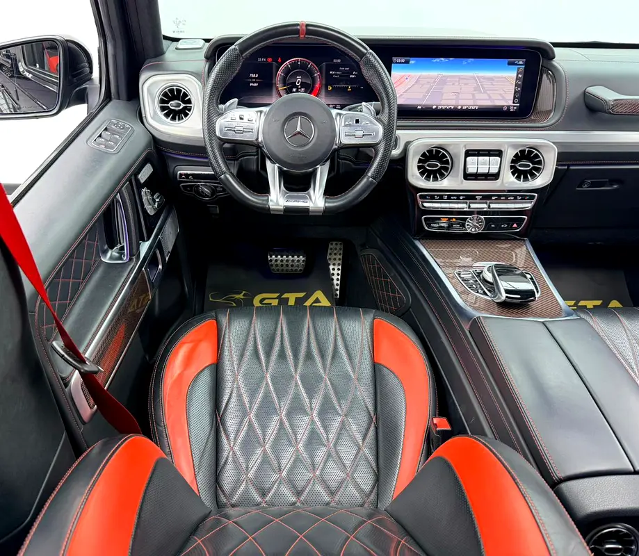 2019 Mercedes Benz G63 AMG, Warranty, Full Mercedes Service History, Fully Loaded, GCC - Image 14
