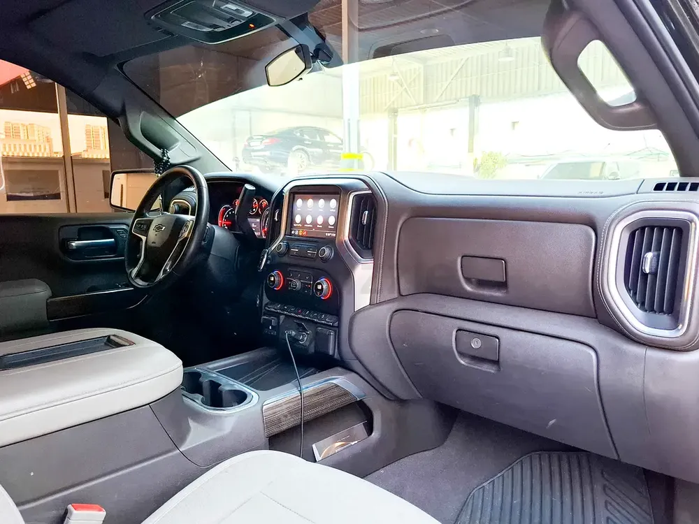 AED 1368/month | 2020 Chevrolet Silverado  | GCC Specs | Ref#436152 - Image 9