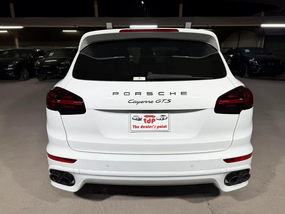 PORSCHE CAYENNE GTS 2016 3.6L | SERVICE HISTORY | ALCANTARA INTERIOR | SPORTS CHRONO PACKAGE - Image 5
