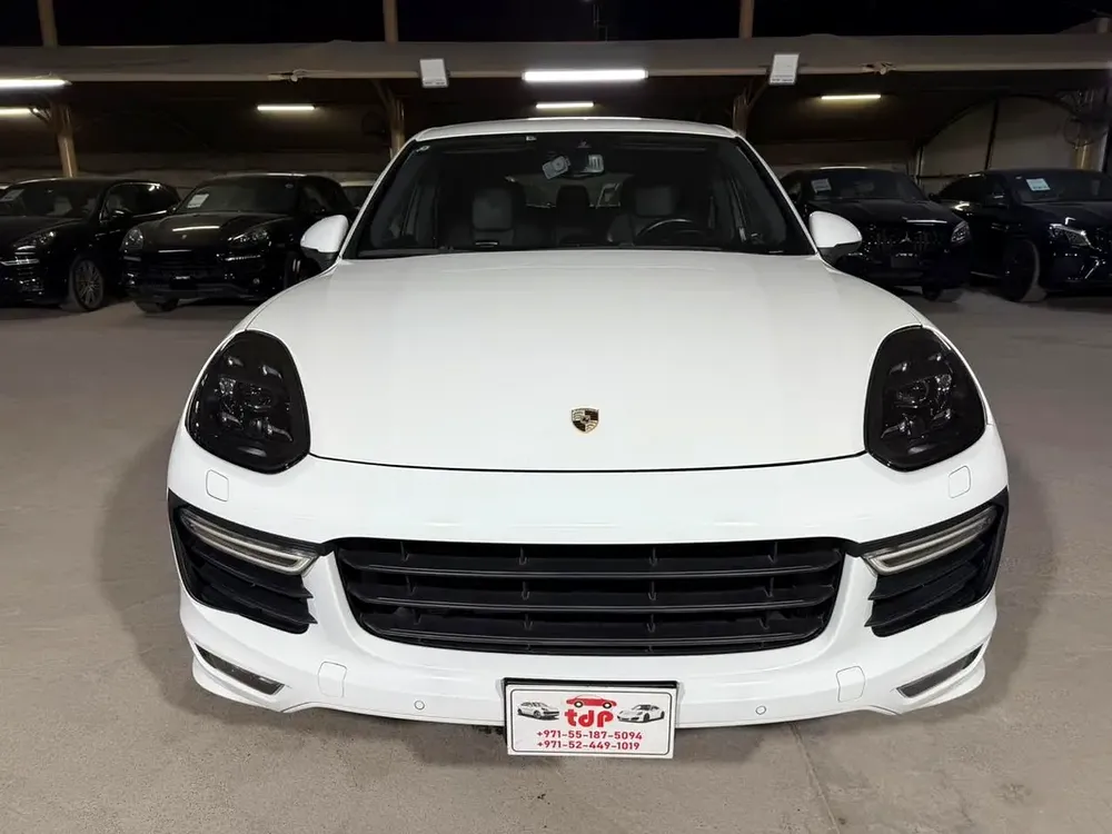 PORSCHE CAYENNE GTS 2016 3.6L | SERVICE HISTORY | ALCANTARA INTERIOR | SPORTS CHRONO PACKAGE - Image 8
