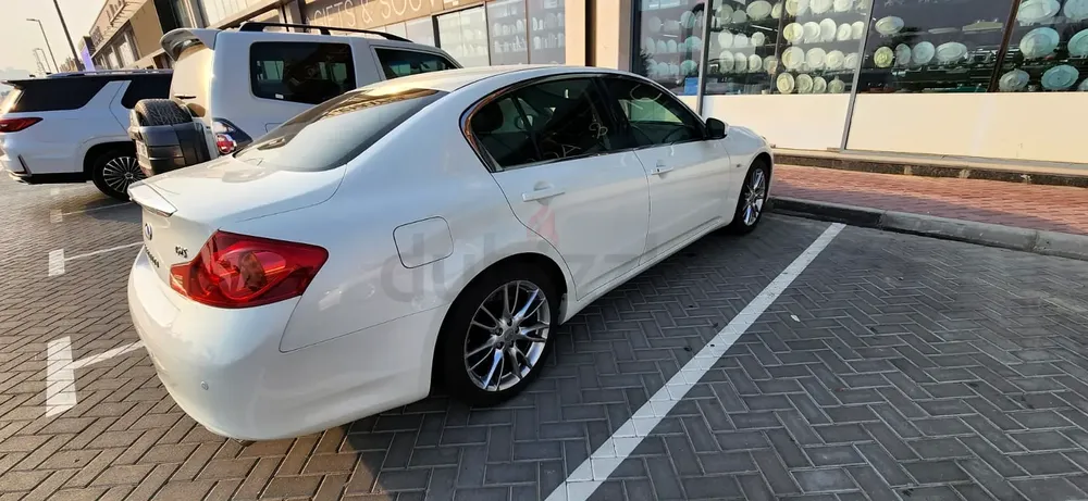 Infiniti G25 Luxury 2014 GCC Specs - Image 5