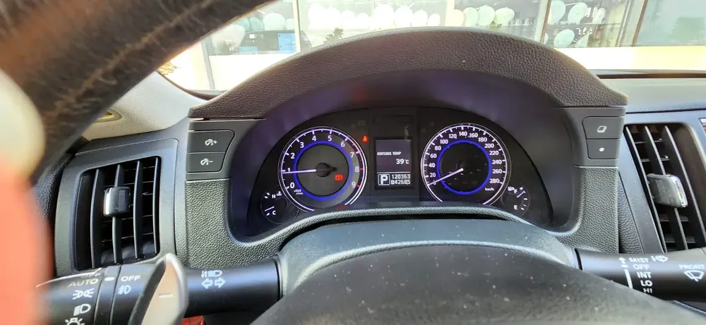 Infiniti G25 Luxury 2014 GCC Specs - Image 6