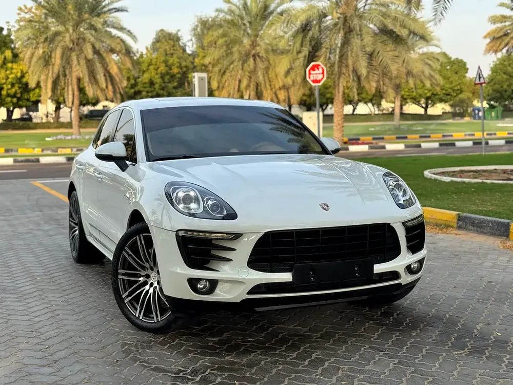 PORSHE - MACAN - S - 2015 VERY GOOD CONDITION GCC - Image 15