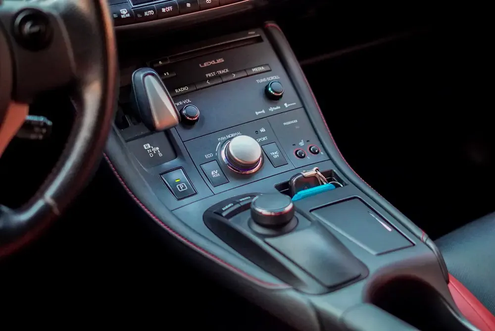 lexus ct200h 2016 - Image 11