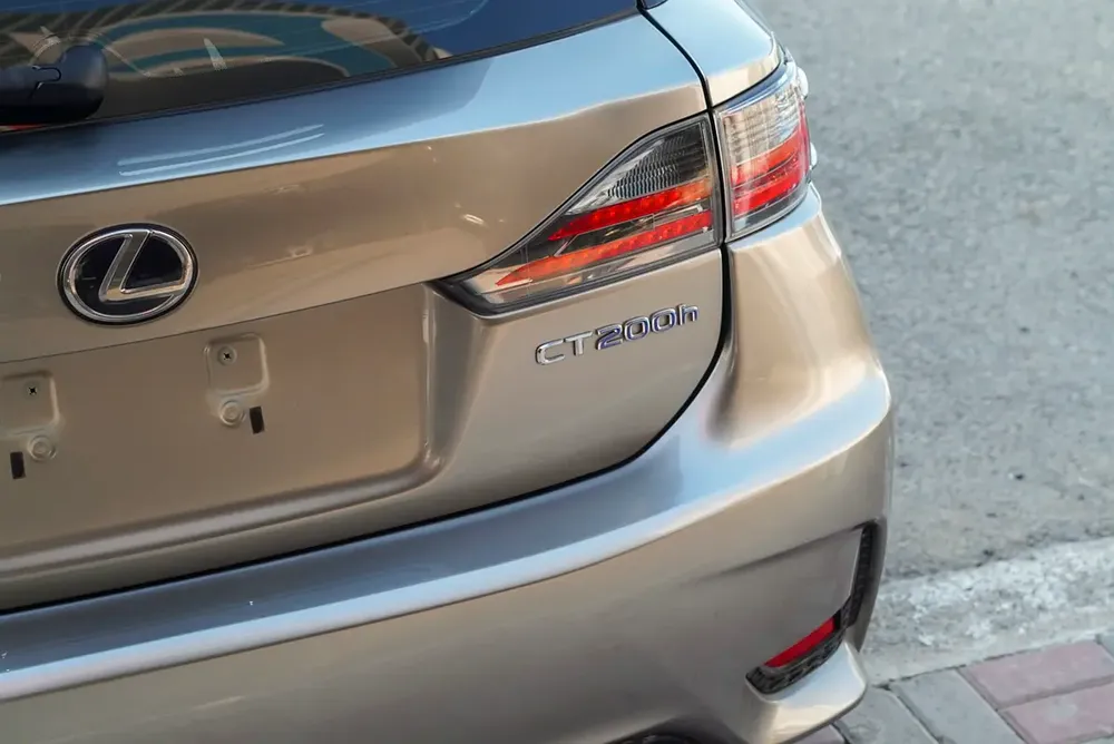 lexus ct200h 2016 - Image 5
